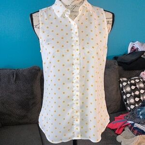 🔹4 for $30 Banana Republic Classic Fit Sleeveless Button Down Blouse, XS